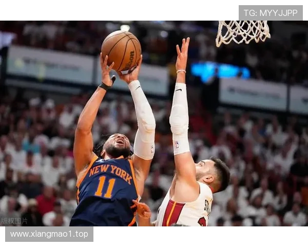 尼克斯全明星夺冠巴恩斯泪目